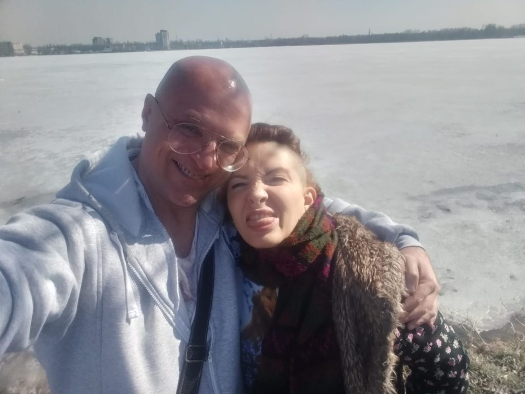 18 лет вместе social proof. Танцующий психолог Евгений Ников